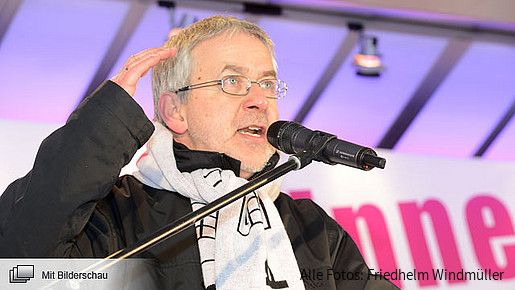 Willi Russ auf der Demonstration in Dresden